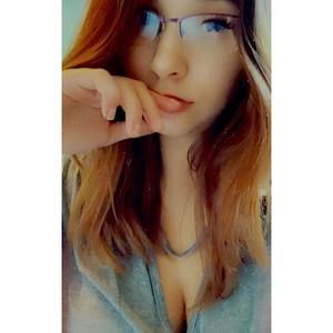 Meet your Posher, Selena